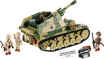 Sd.Kfz. 124 Wespe brick tank model - COBI 2598 - 860 bricks EXECUTIVE EDITION